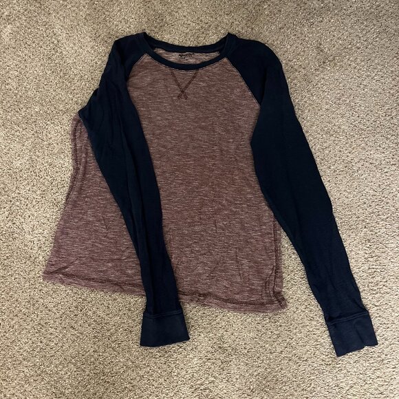 Arizona Jean Company Red and Navy Blue Long Sleeve Shirt Men Size Medium - Picture 1 of 2